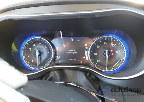 2020 Chrysler Pacifica Limited z USA, uszkodzony, nr VIN 2C4RC1GG2LR252673